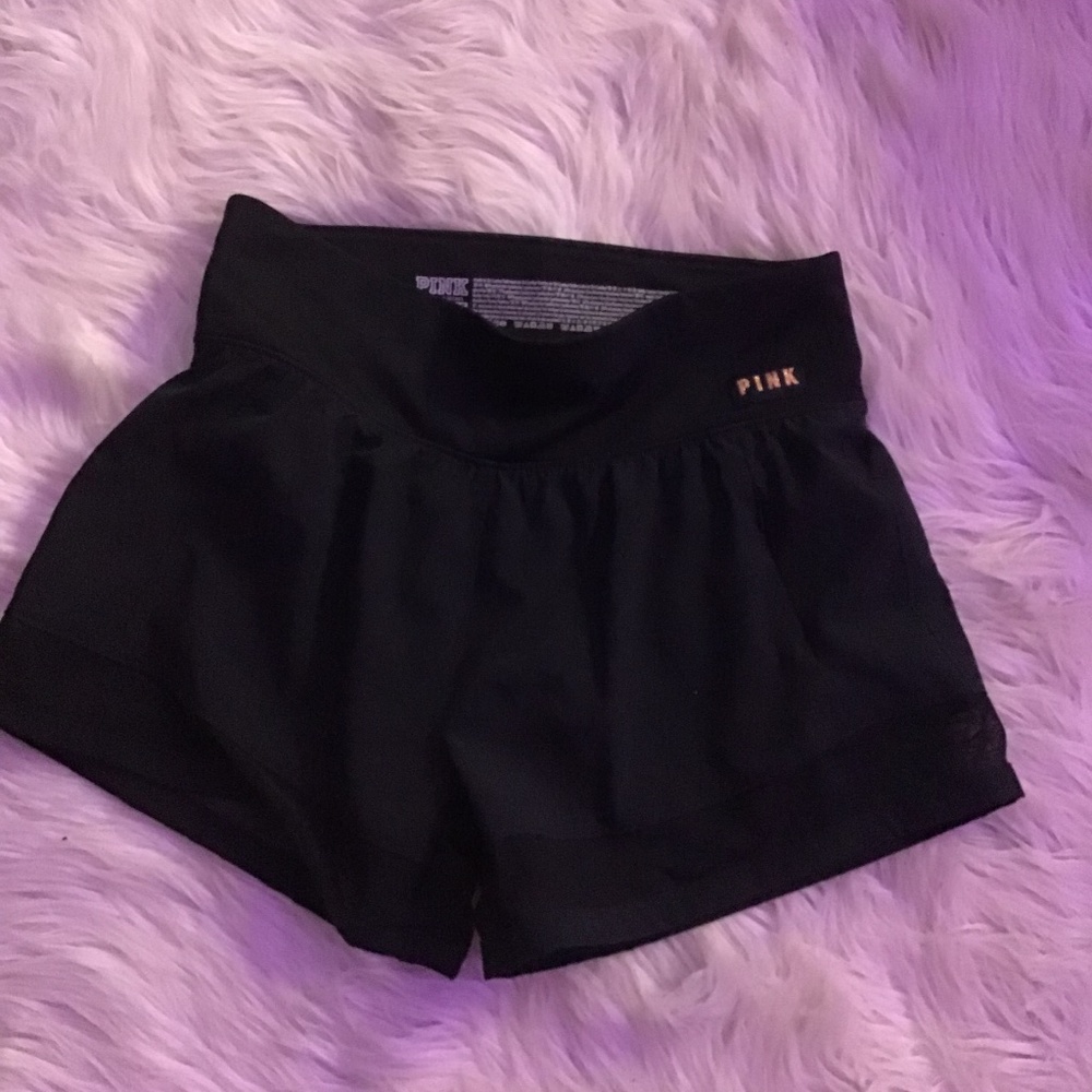 PINK shorts💕